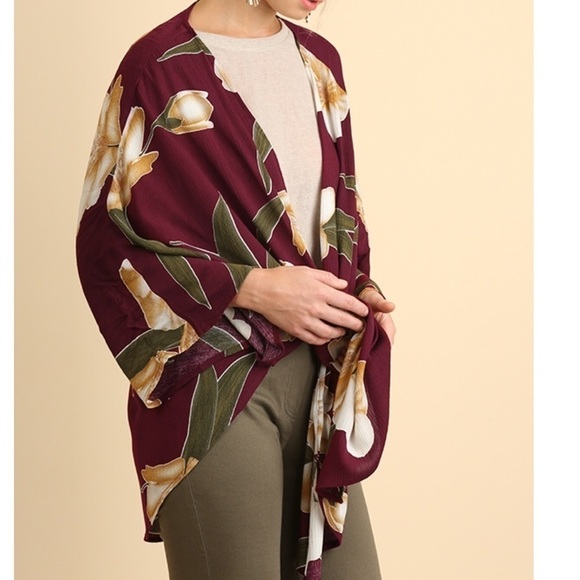 Floral kimono style wrap - Picture 2 of 4